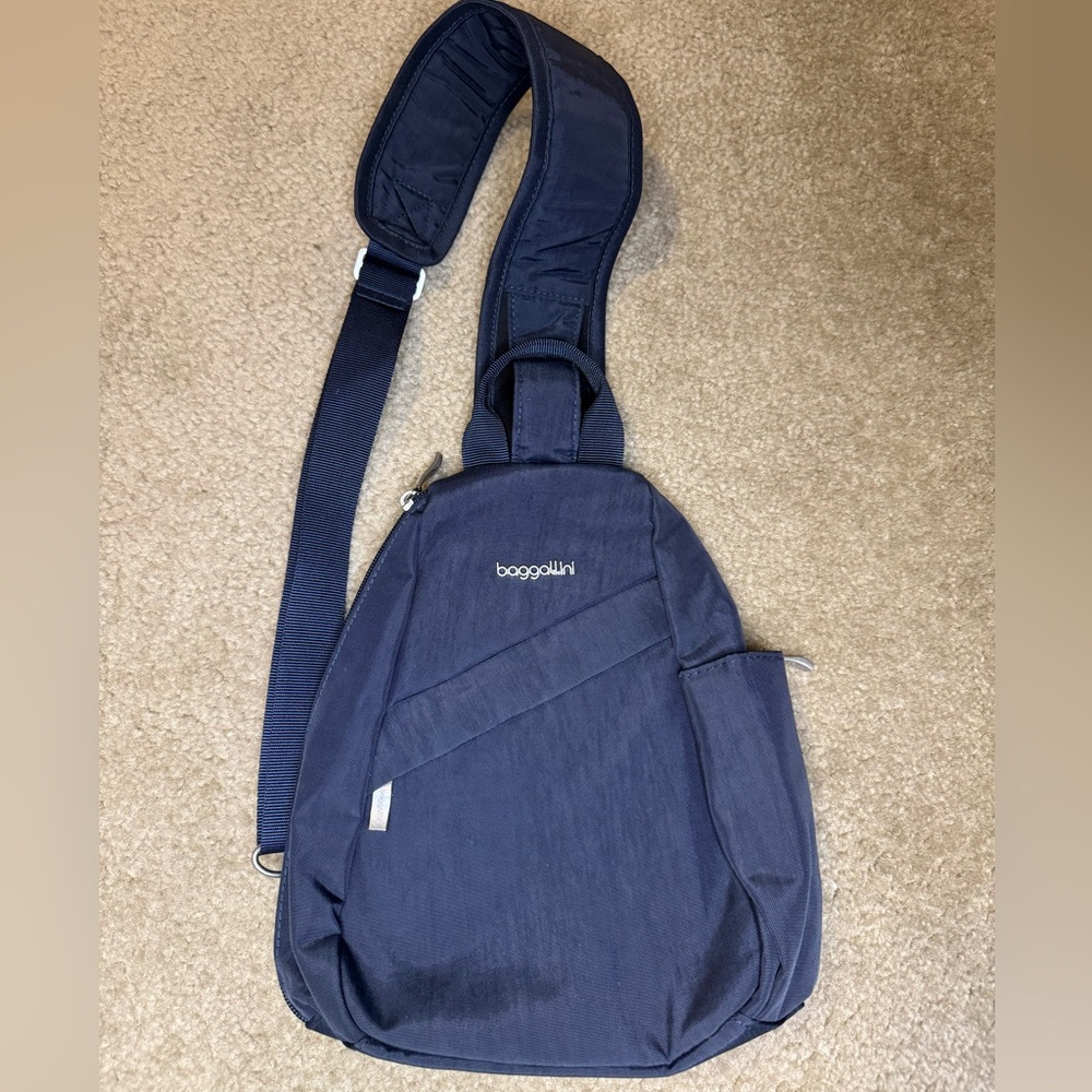 Baggallini Dark Blue Backpack - image 2